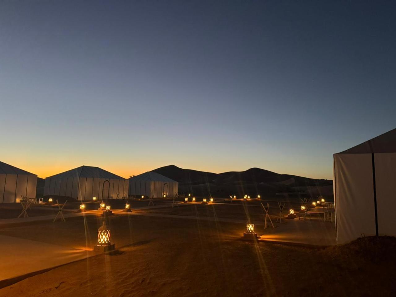 Ammar Luxury Camp 호텔 메르주가 외부 사진