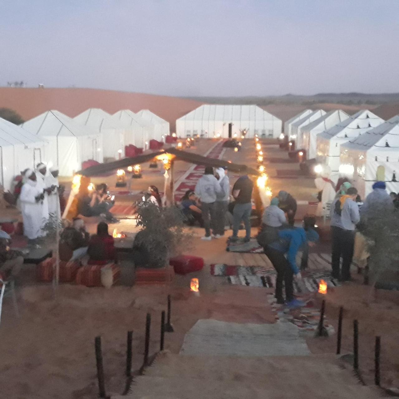 Ammar Luxury Camp 호텔 메르주가 외부 사진