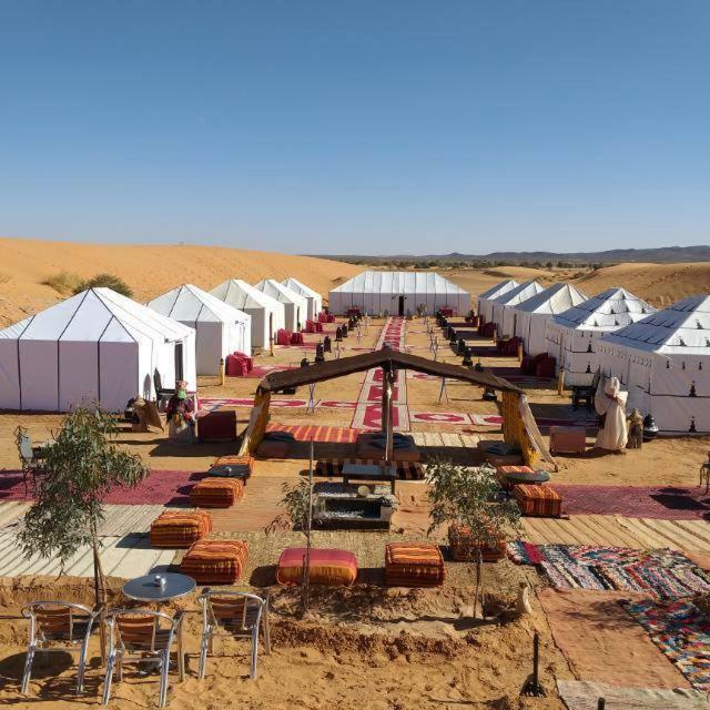 Ammar Luxury Camp 호텔 메르주가 외부 사진